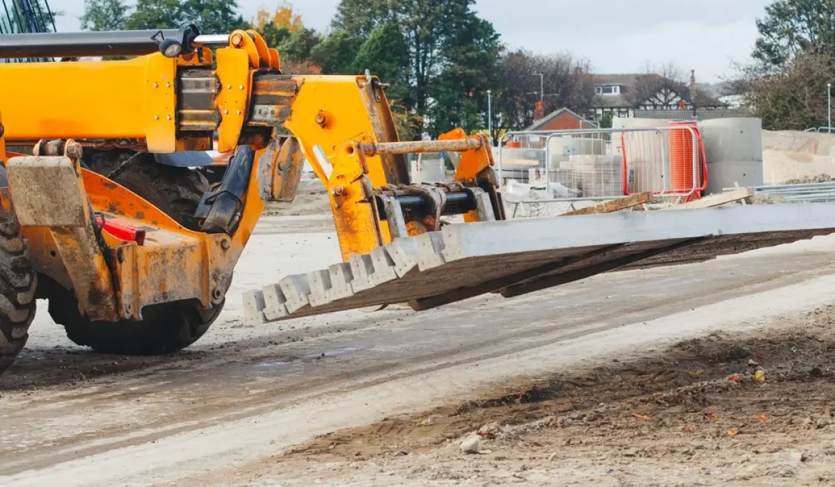 telehandler-forklift